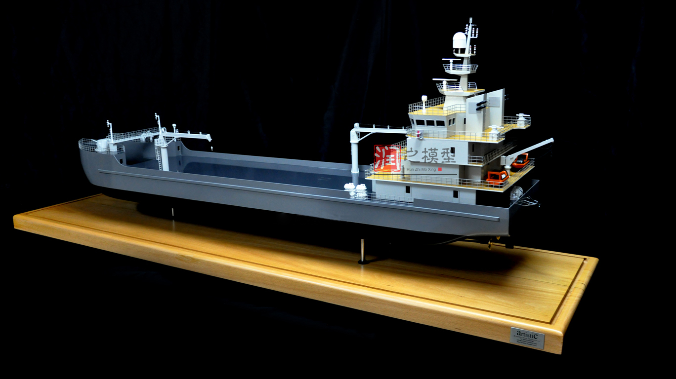 军用登陆艇模型
